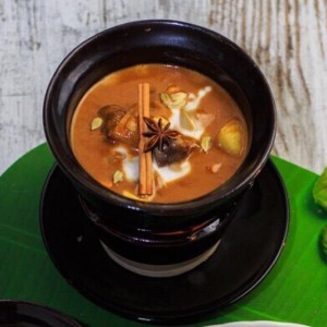 Massaman Nua