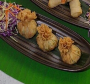 Toong tong (golden bag)